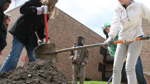 学生 volunteering